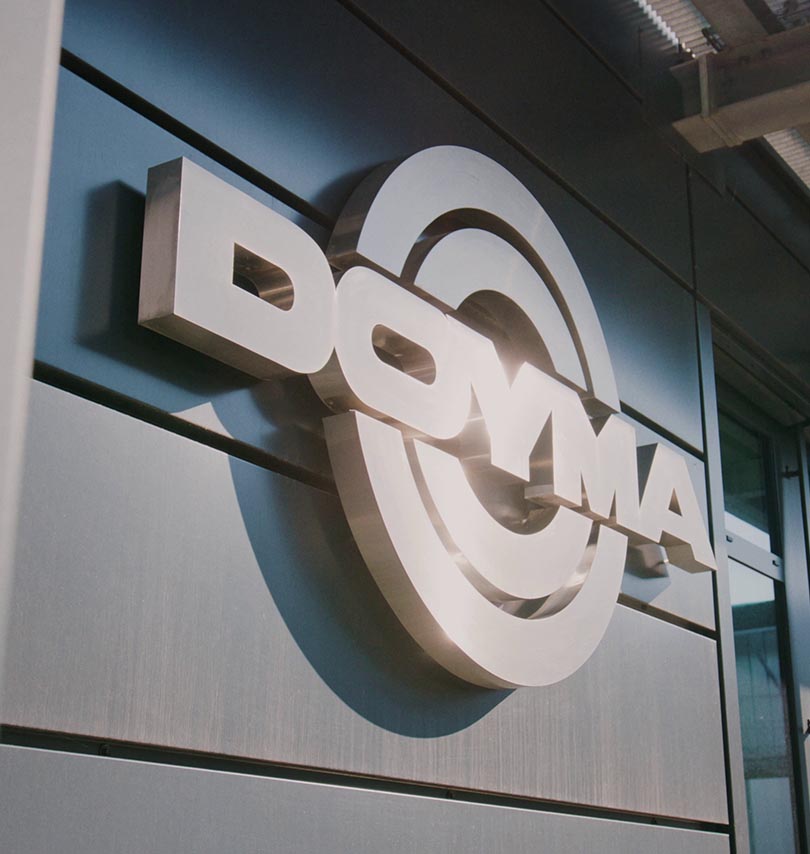 Logo von Dogma aus einer Videoproduktion / Contentproduktion von Lichtzug Filmproduktion